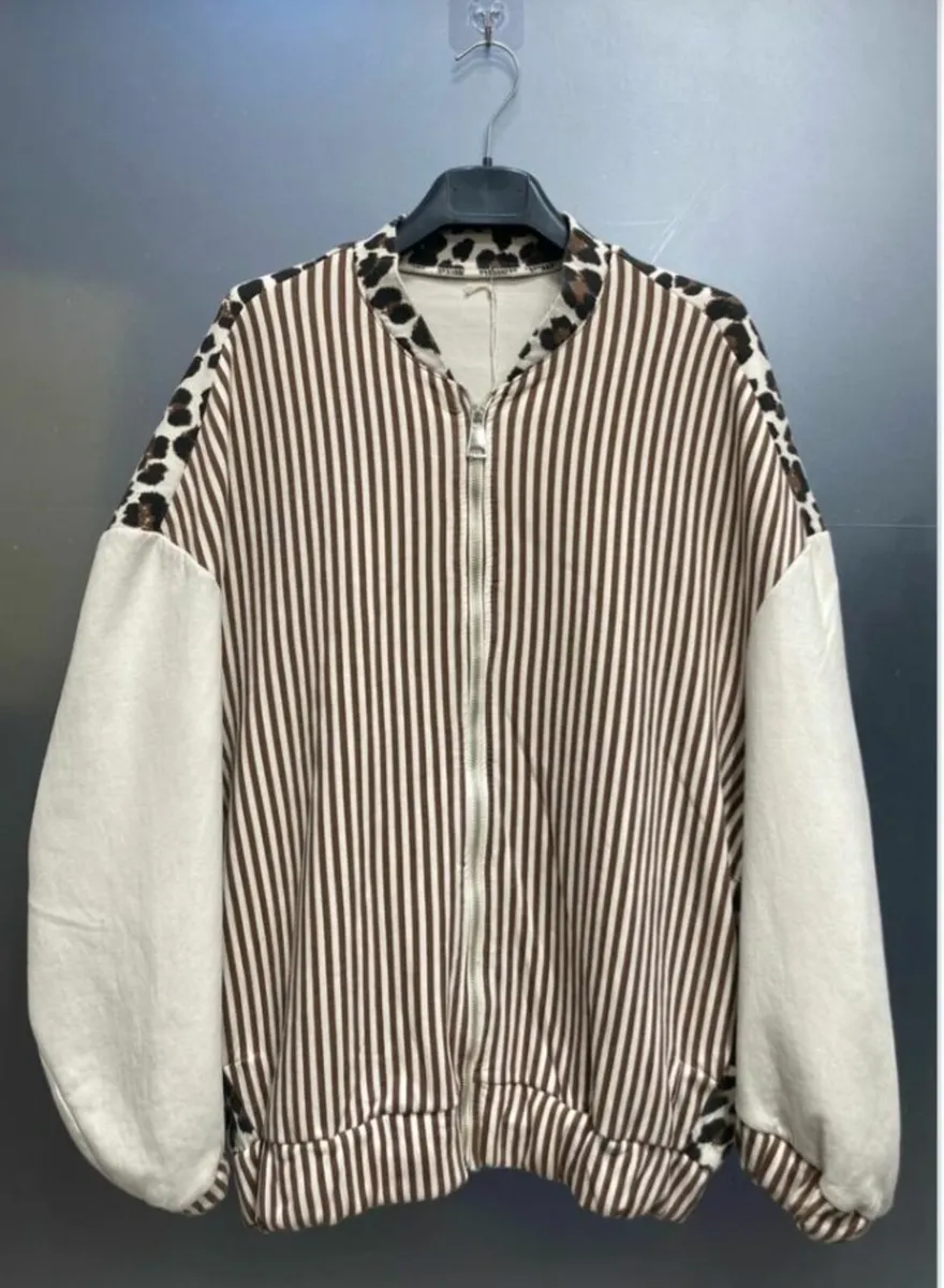Bomber jacket one sz fits 10/16.....40e - Image 1