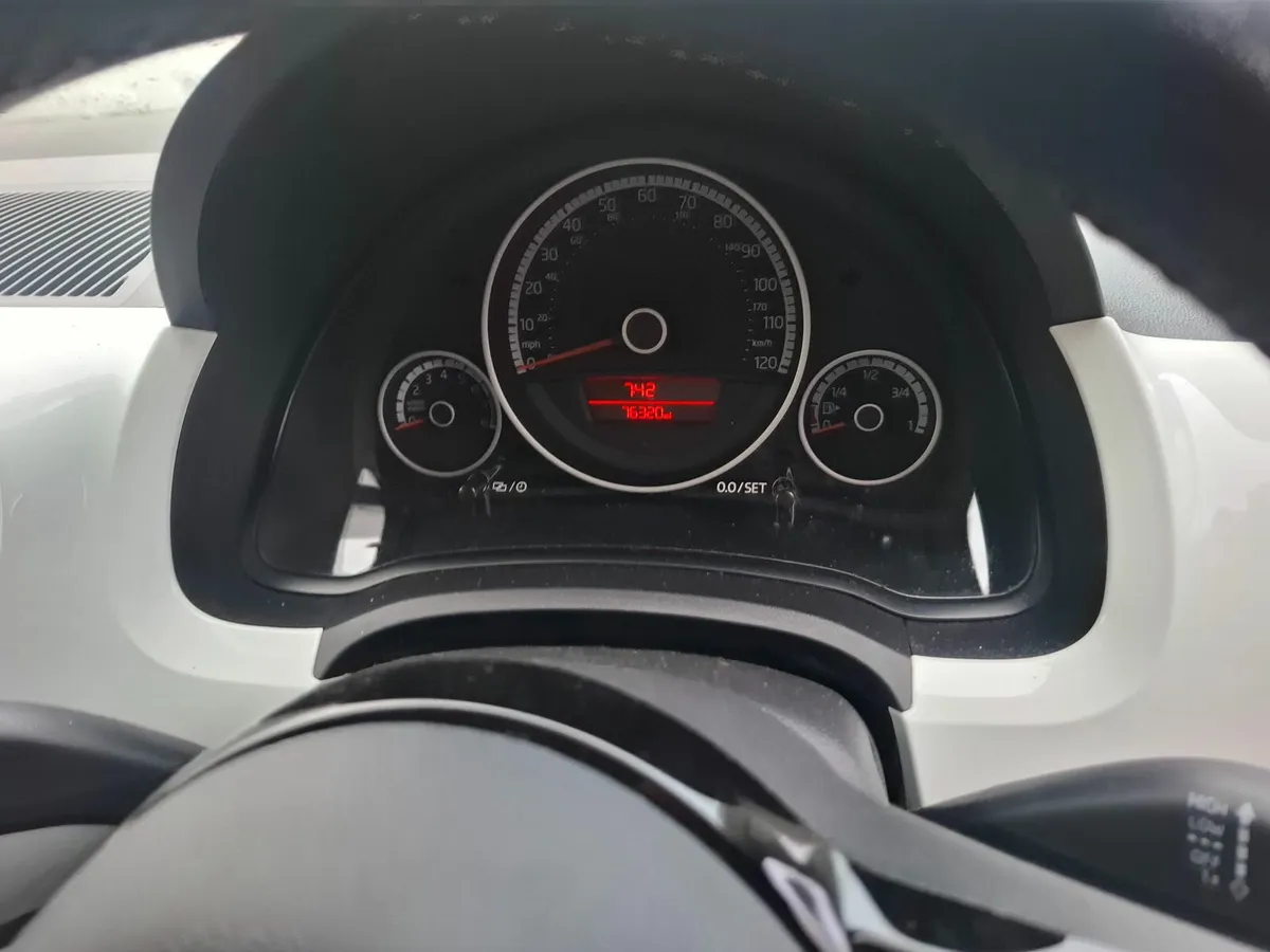 Volkswagen up! 2012..75bhp - Image 2