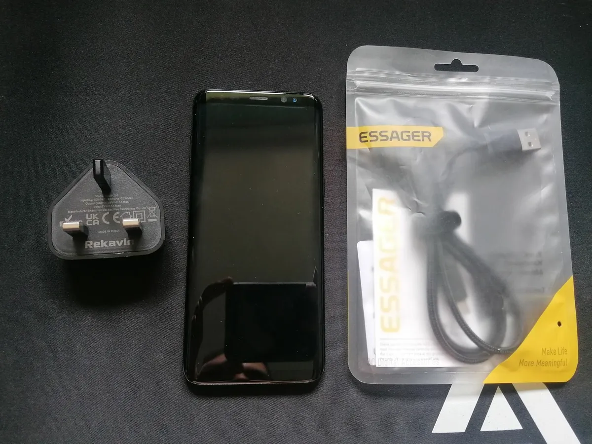 Samsung Galaxy S8 – Midnight Black – 64GB – Unlock - Image 1