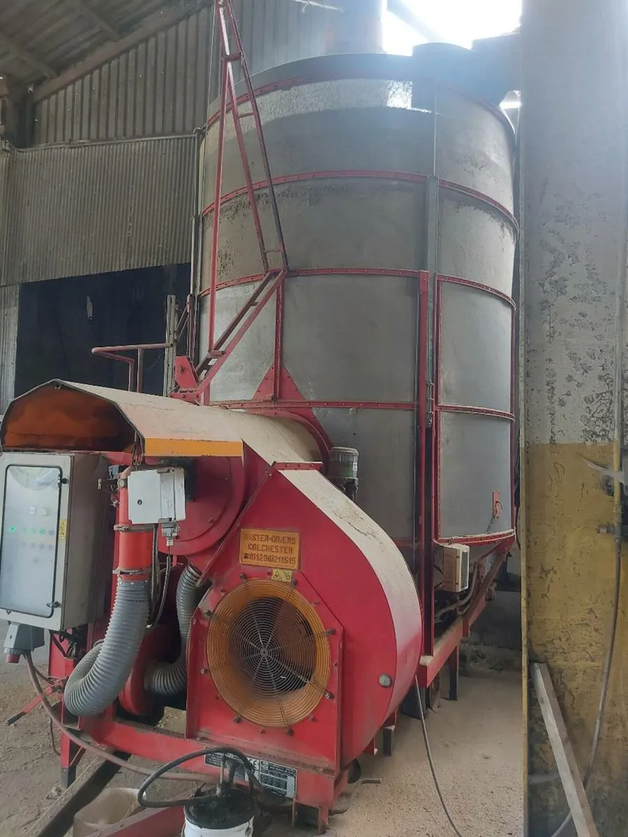Master 15ton electric grain dryer - Image 1
