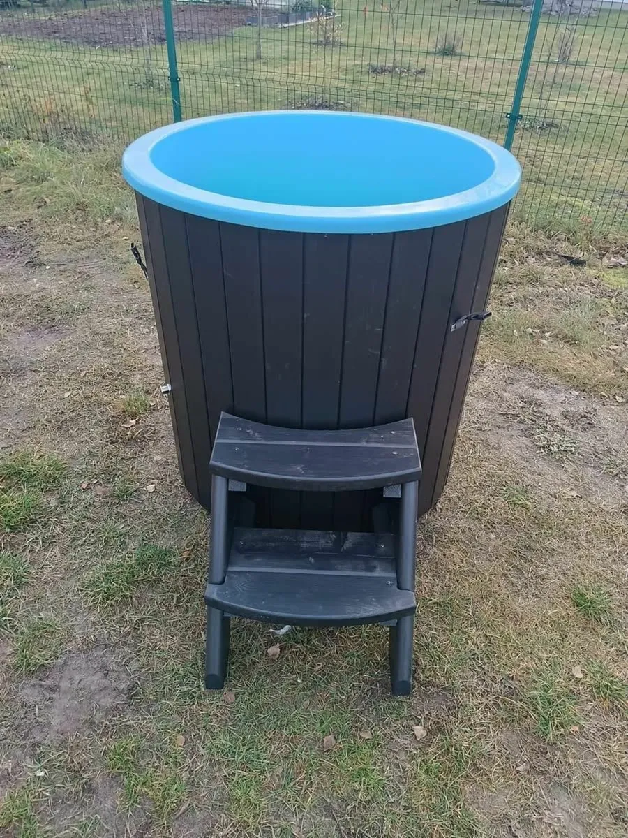 Hot 🔥 tub/Mini cube sauna/plunge pool - Image 4