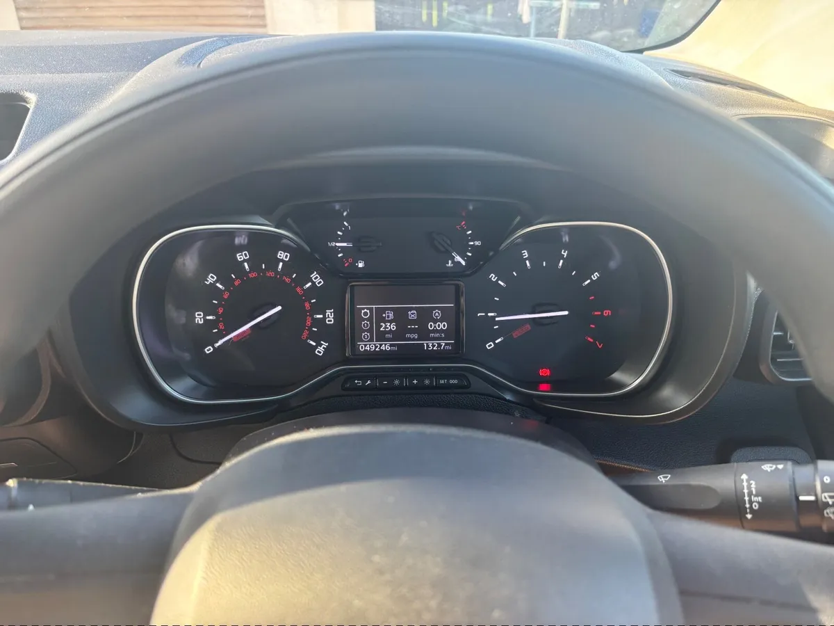 Citroen Berlingo 2023 - Image 2