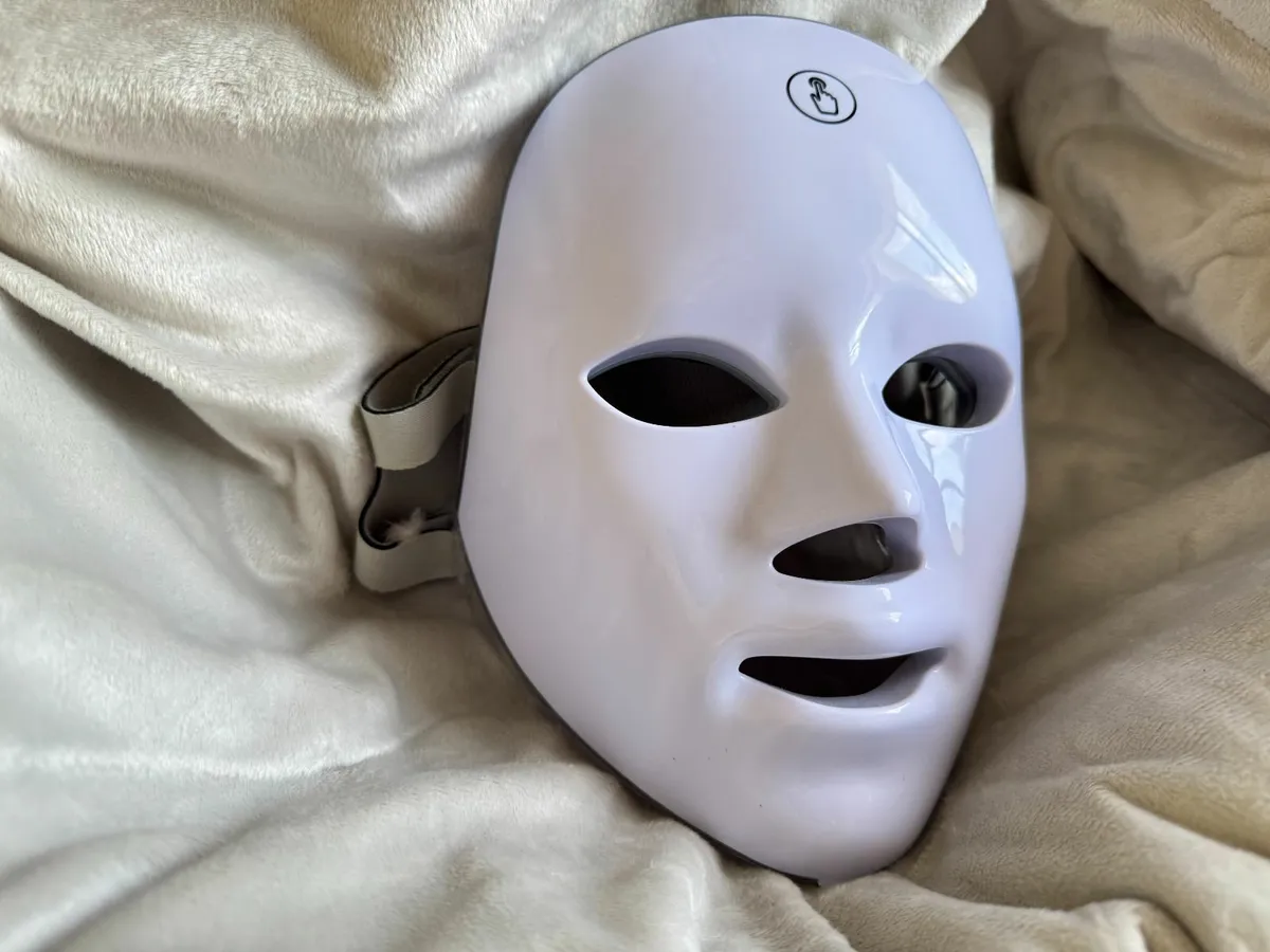 LED Face mask - Image 2