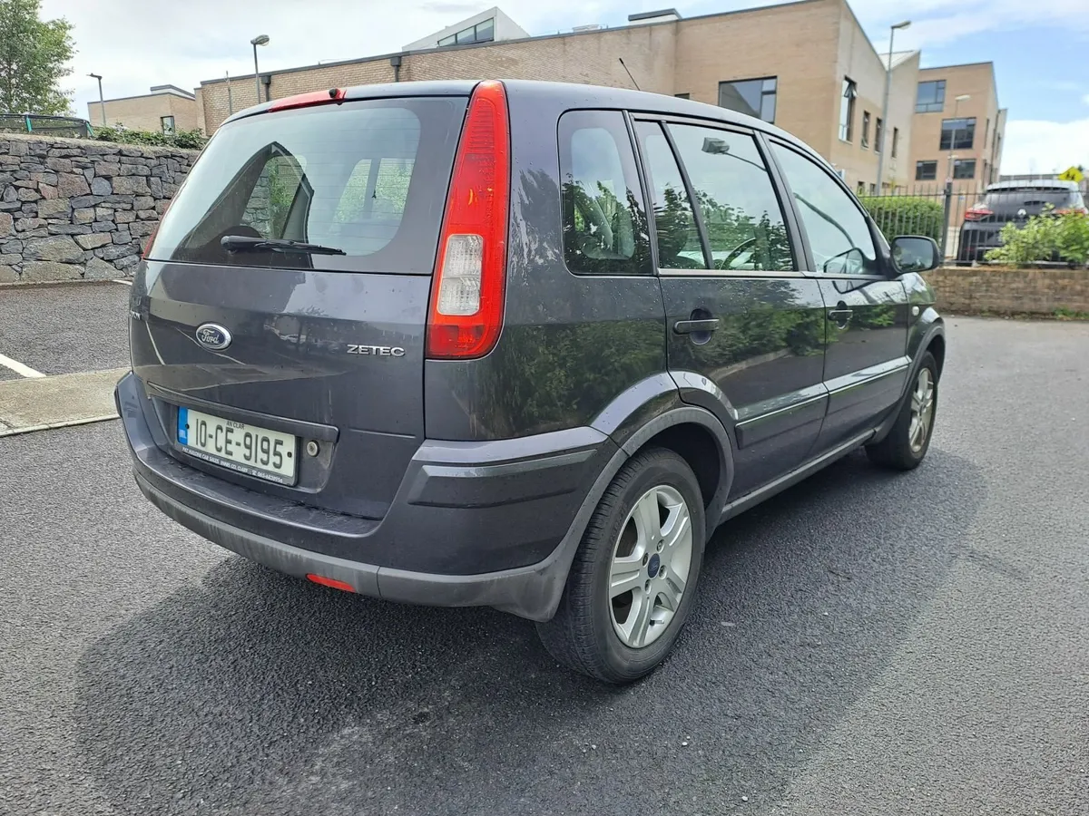 Ford Fusion 2010 - Image 3