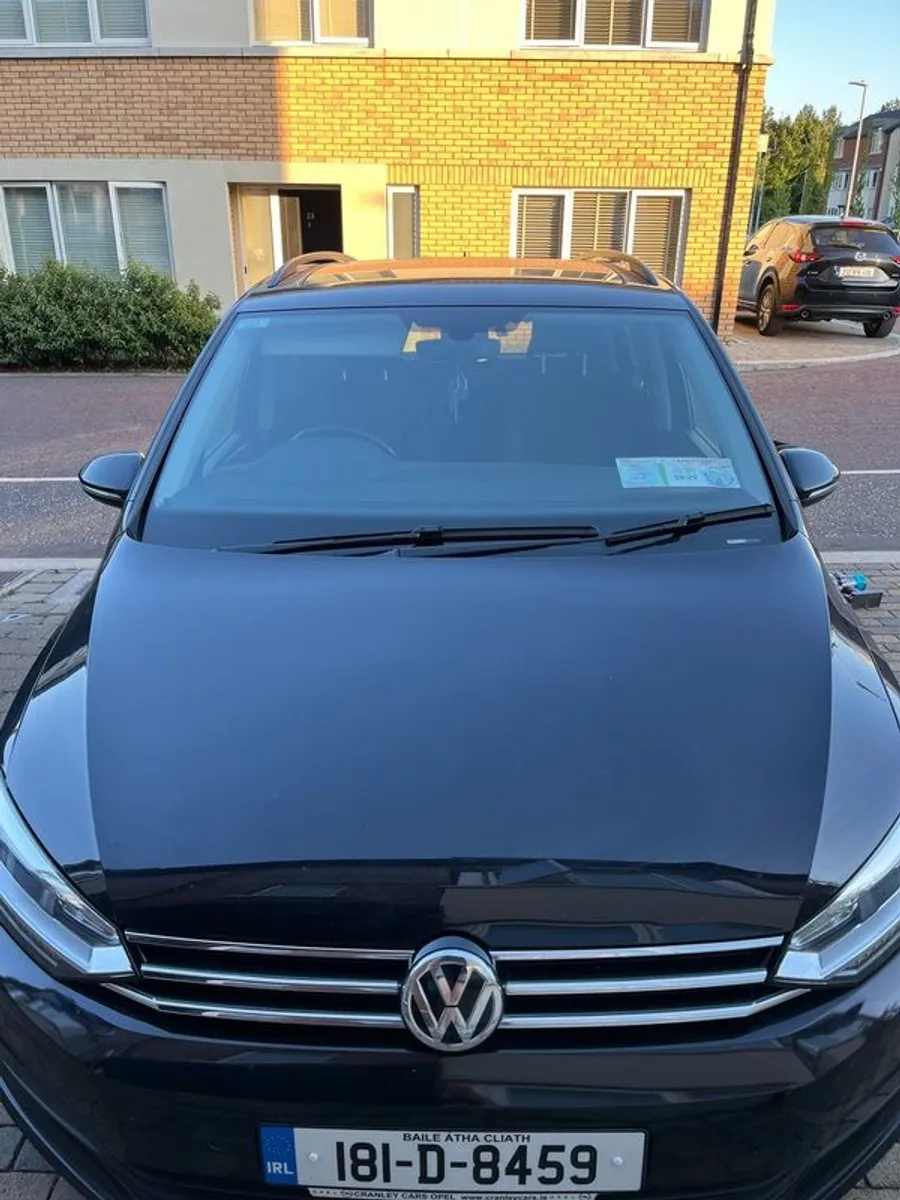 2018 Volkswagen Touran - Image 1