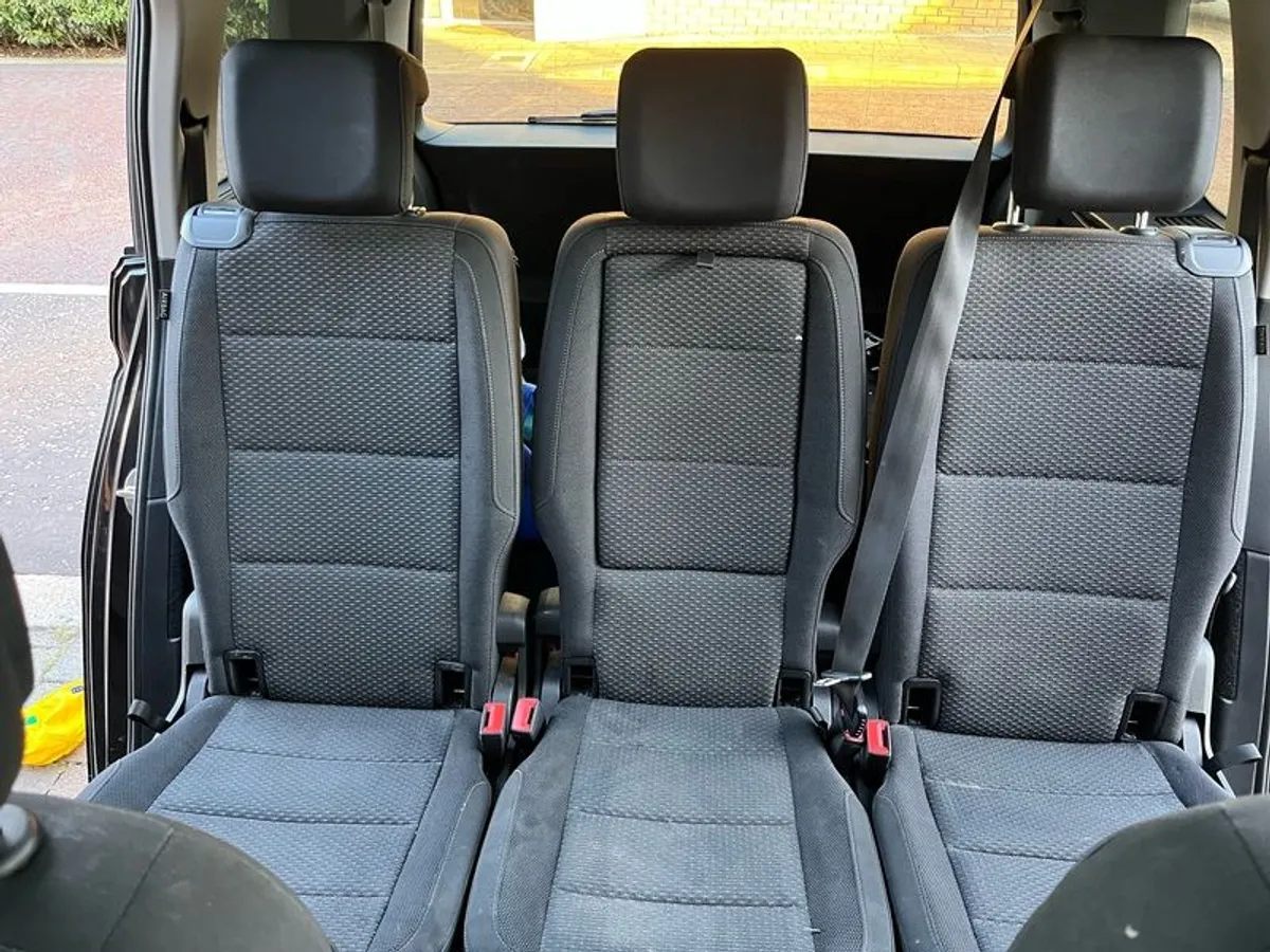 2018 Volkswagen Touran - Image 3
