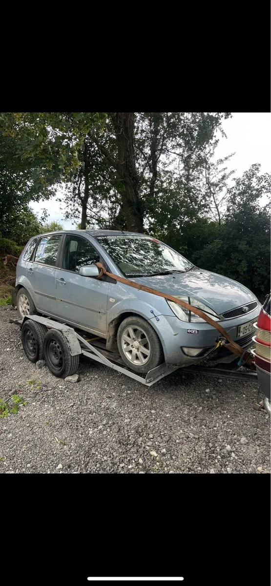 Car transporter - Image 1