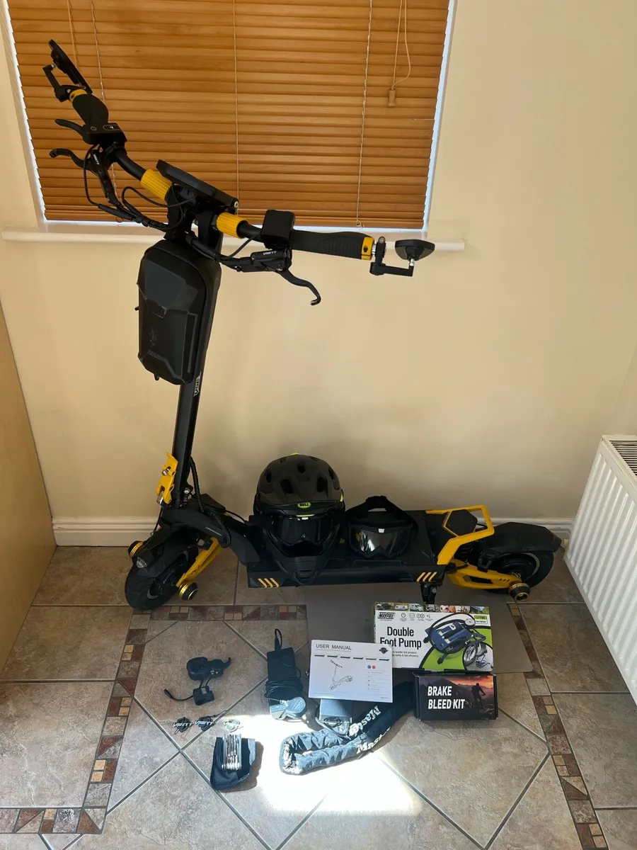 VSETT SCOOTER - Image 1