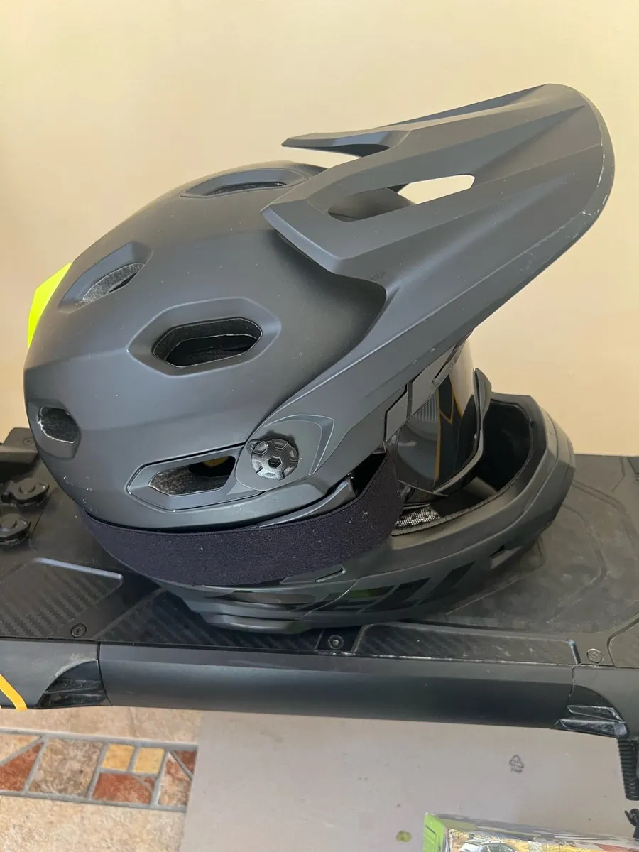 VSETT SCOOTER - Image 4