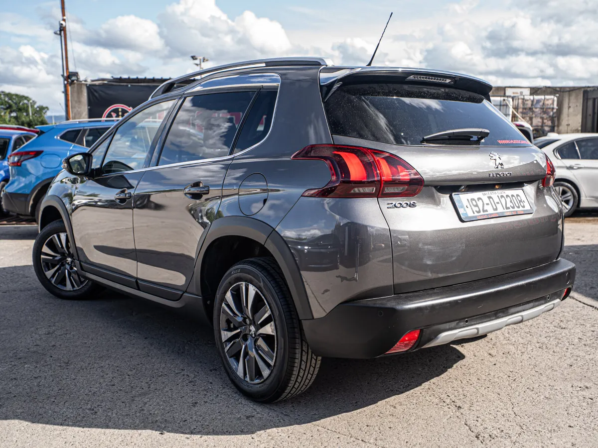 192 Peugeot 2008 Allure/High spec/1 year warranty - Image 3