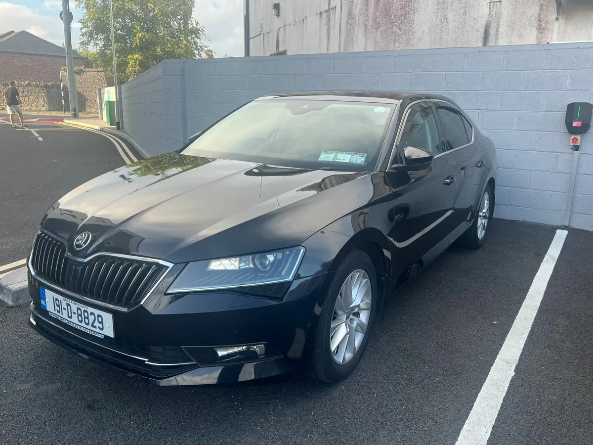 Skoda Superb 2019 - Image 3