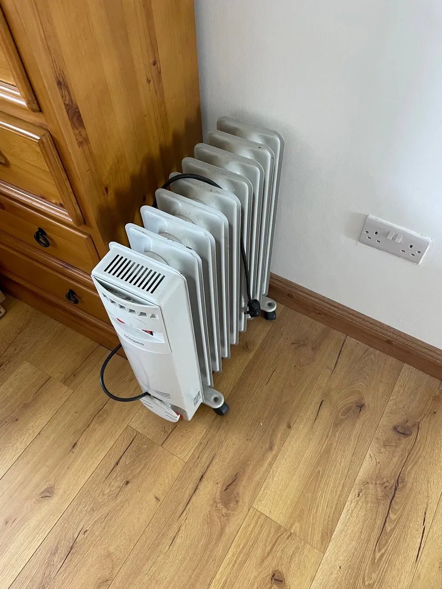 Radiator like new €40 - Image 3