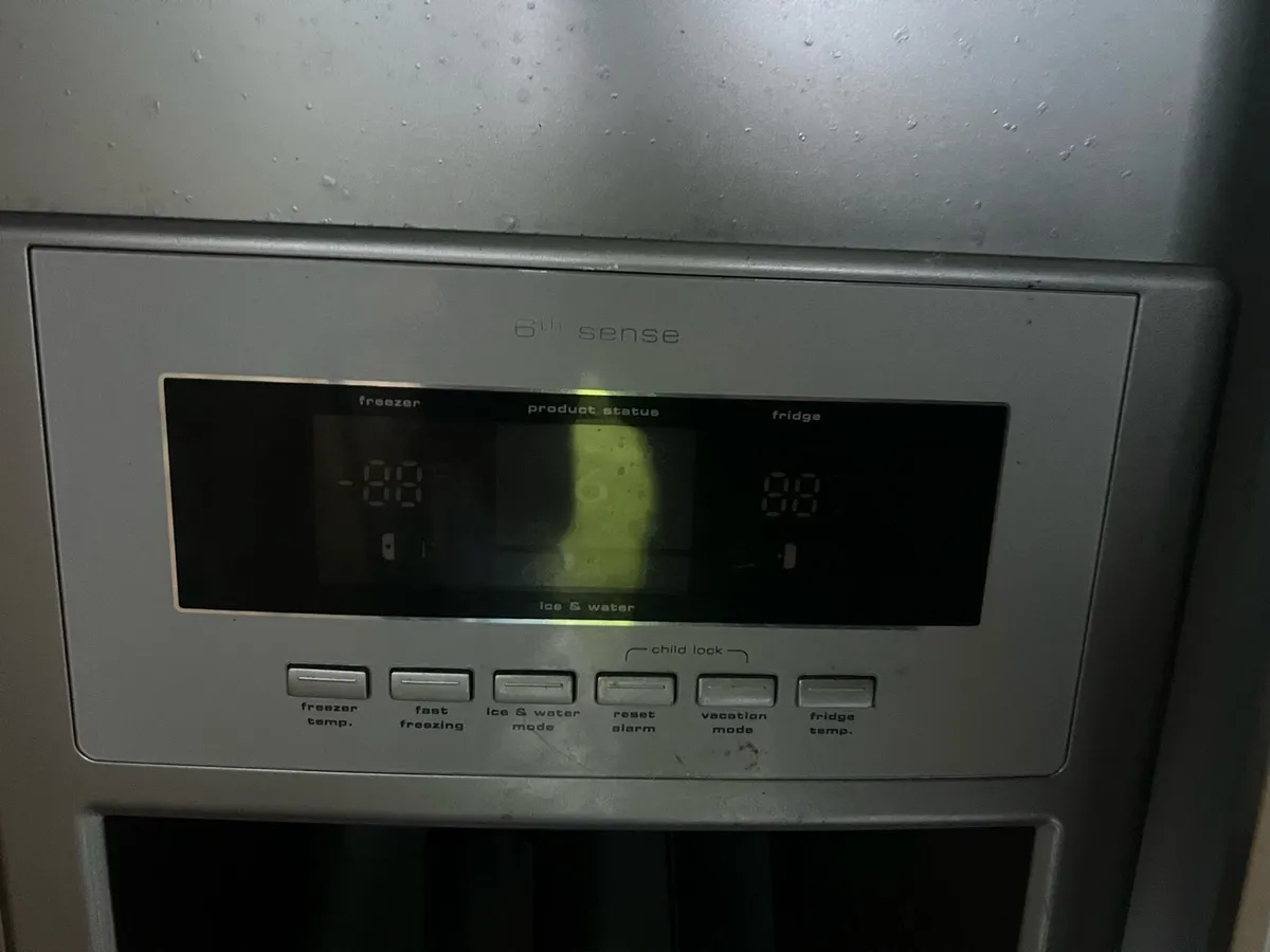 American fridge freezer - Image 3