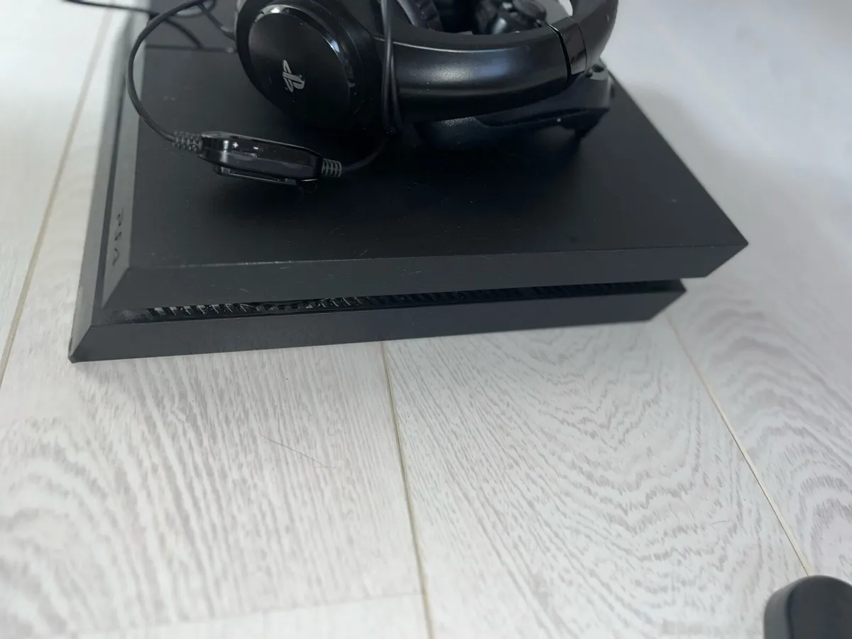 PS4 - Image 4