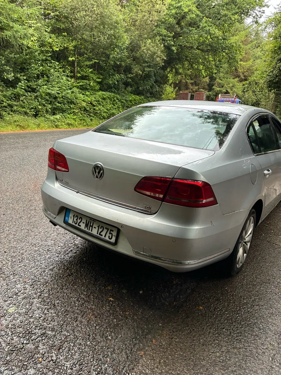 Car - Image 3