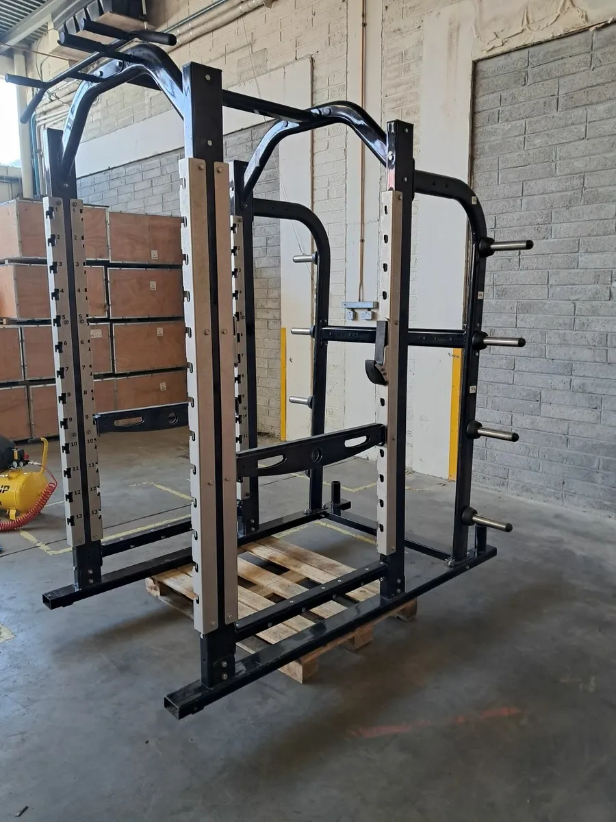 Gym equipment - Image 2