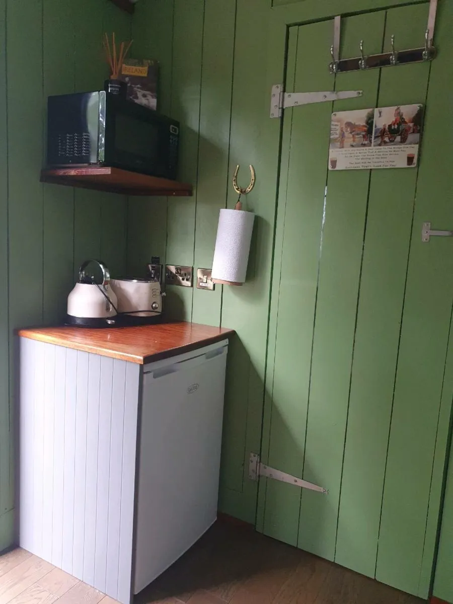 Shepherd's Hut - Image 3