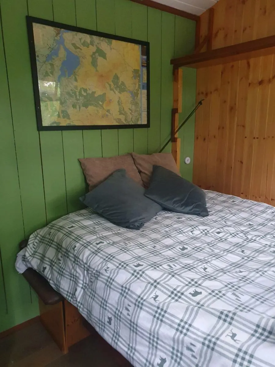 Shepherd's Hut - Image 4