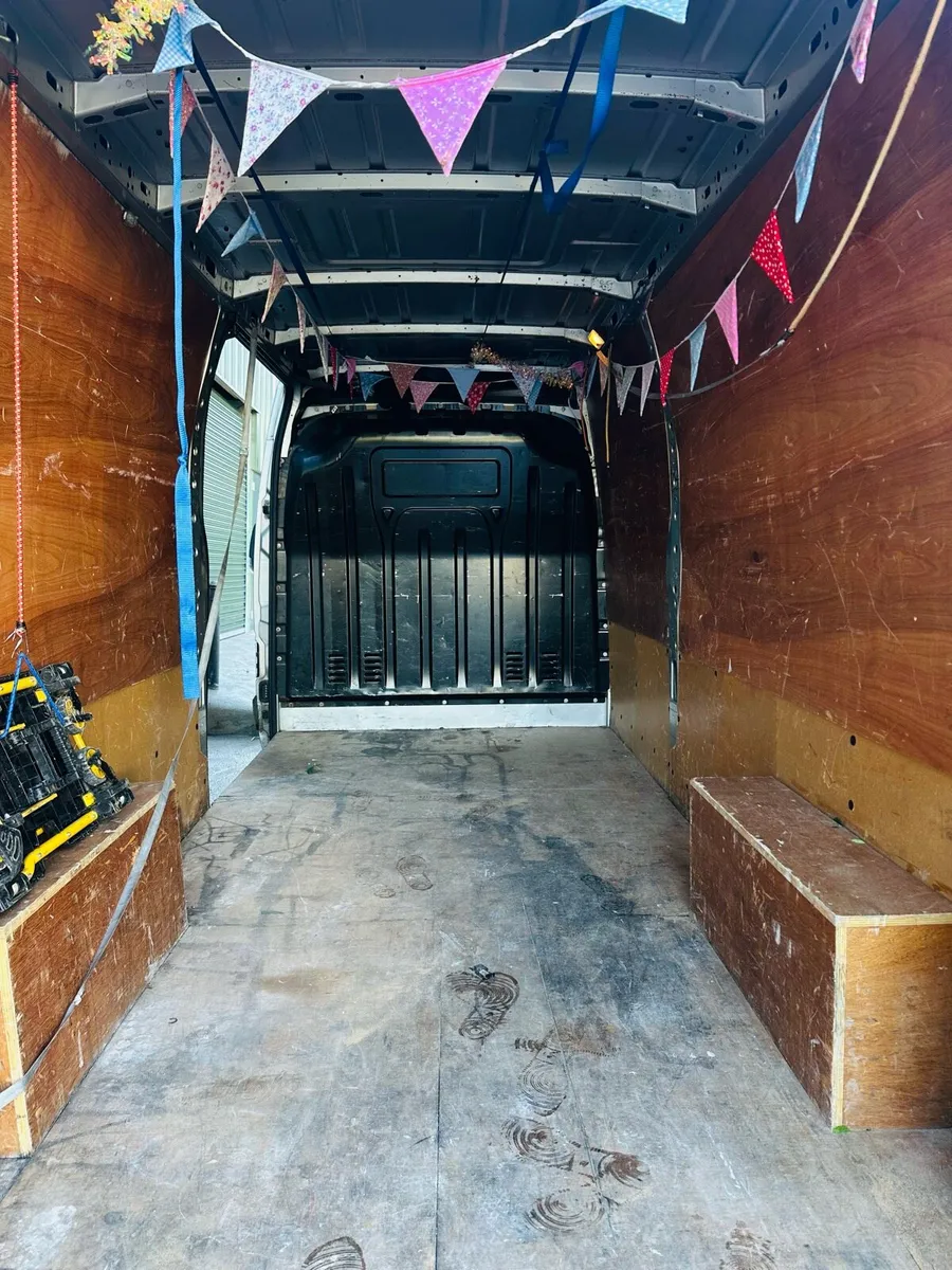 Nissan NV400 NO VAT - Image 3