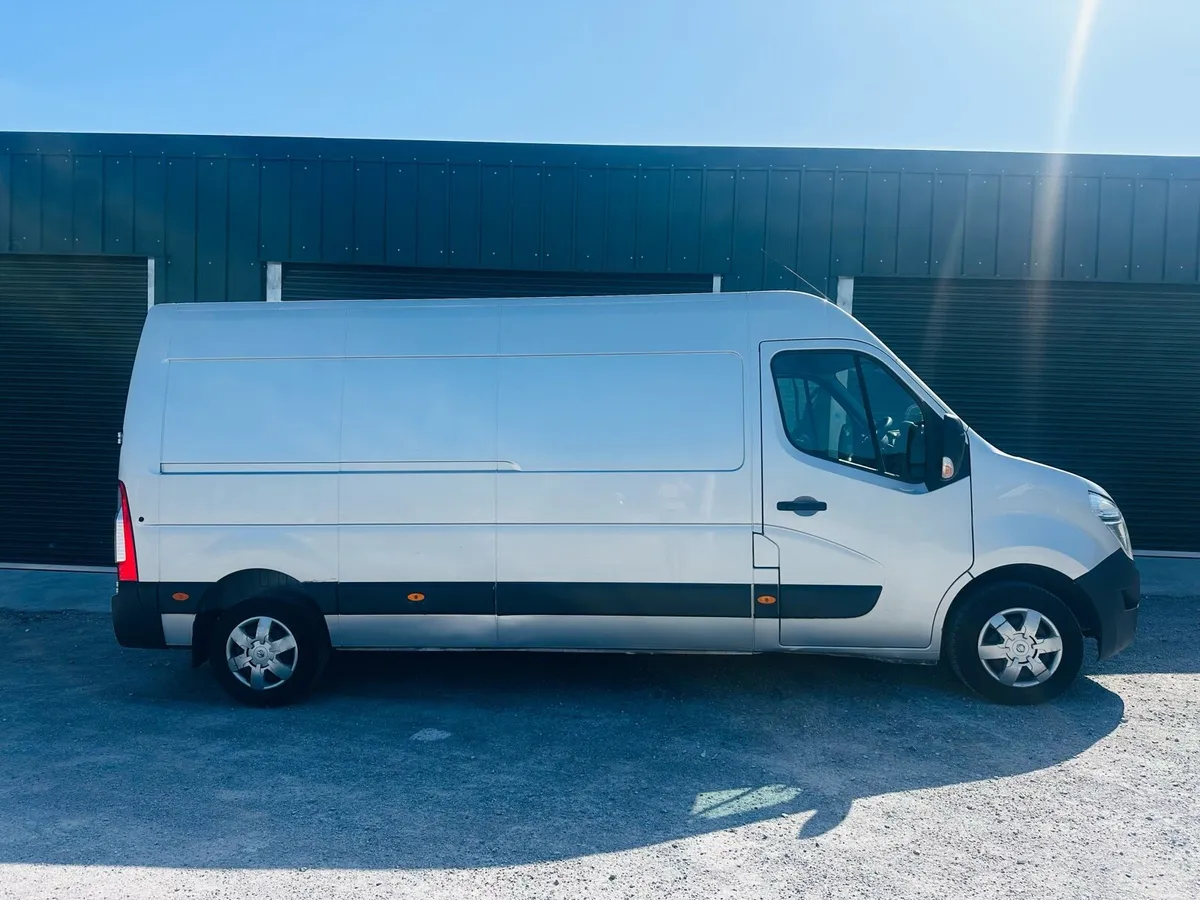 Nissan NV400 NO VAT - Image 4