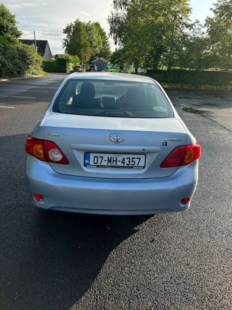 Toyota Corolla 2007 - Image 2