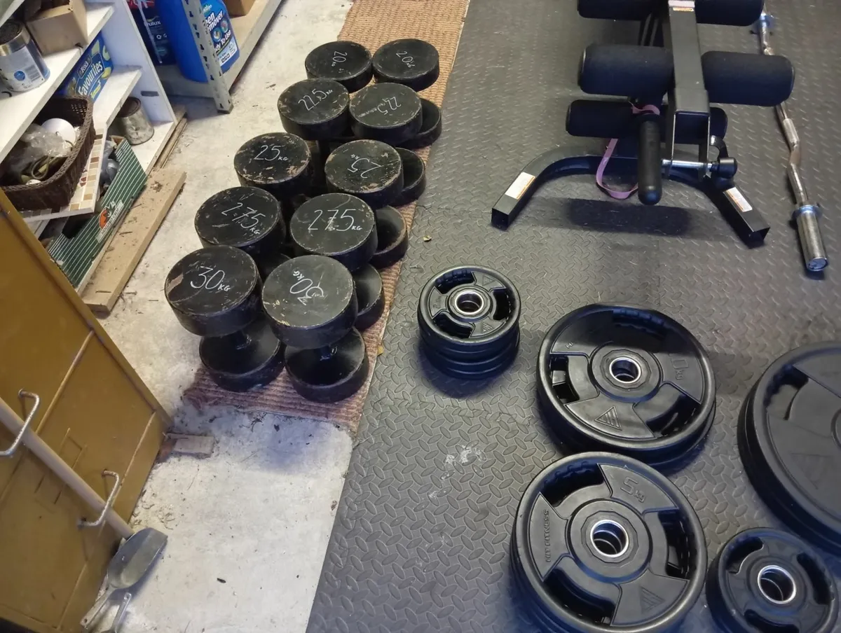 Gym equipment - Image 1