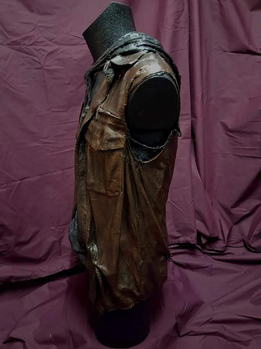 Male Torso mannequin - Image 4