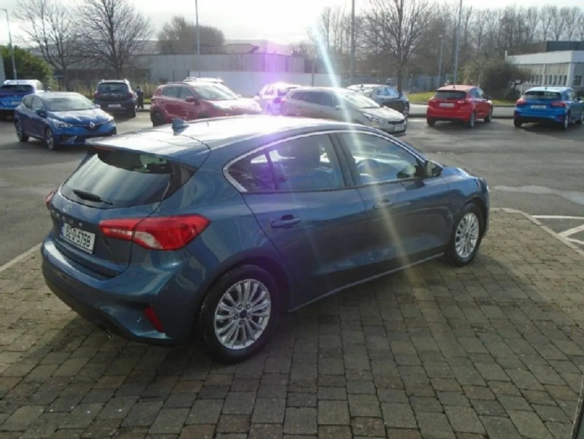 Ford Focus 2019 - Image 4
