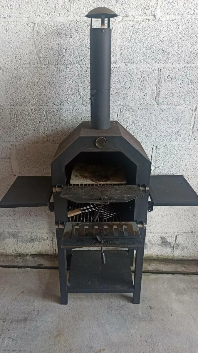 Pizza oven - Image 1
