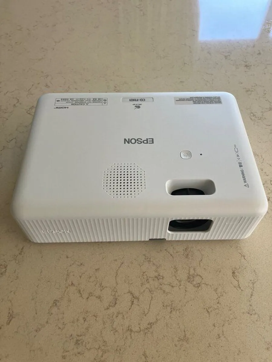 Projector - Image 1