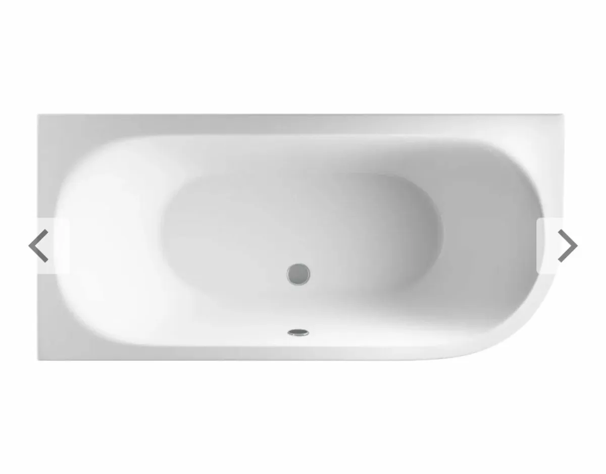 Bath 1500.  Left hand curved bath. - Image 1