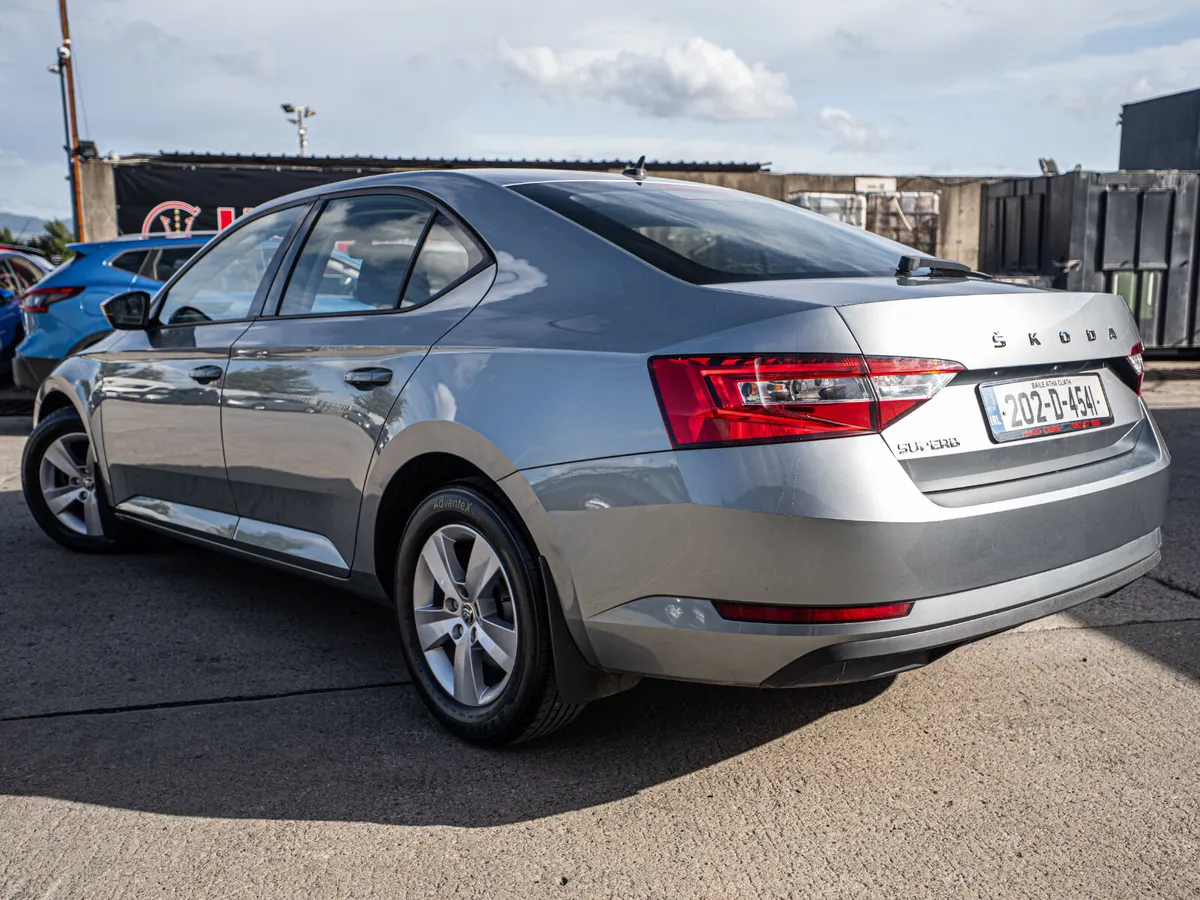 2020 Skoda Superb Auto/New NCT/1 year warranty - Image 3