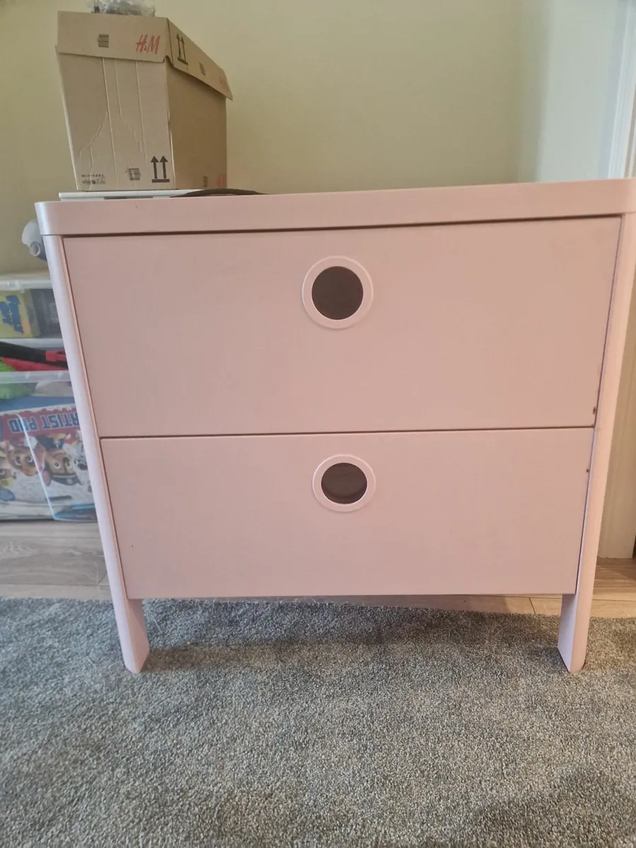 Chest of drawers - Image 1