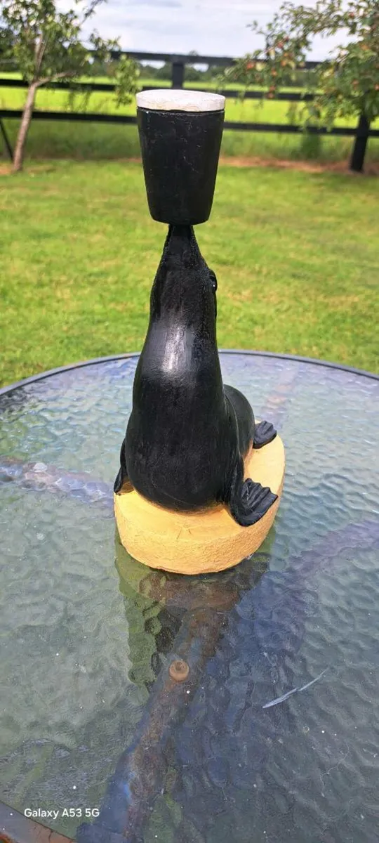 Large Guinness  seal - Image 2