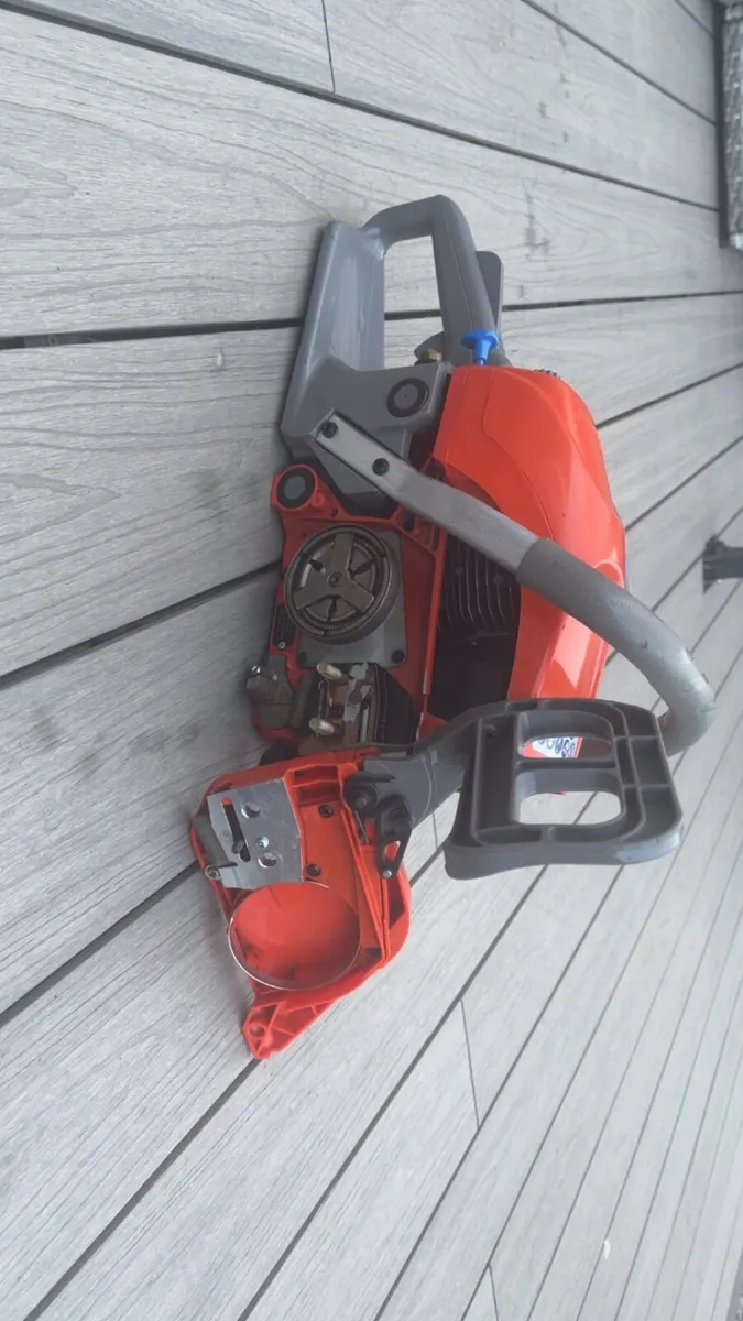 Zomax chainsaw - Image 1
