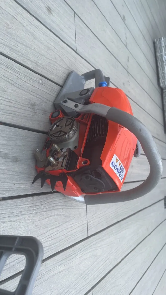 Zomax chainsaw - Image 4