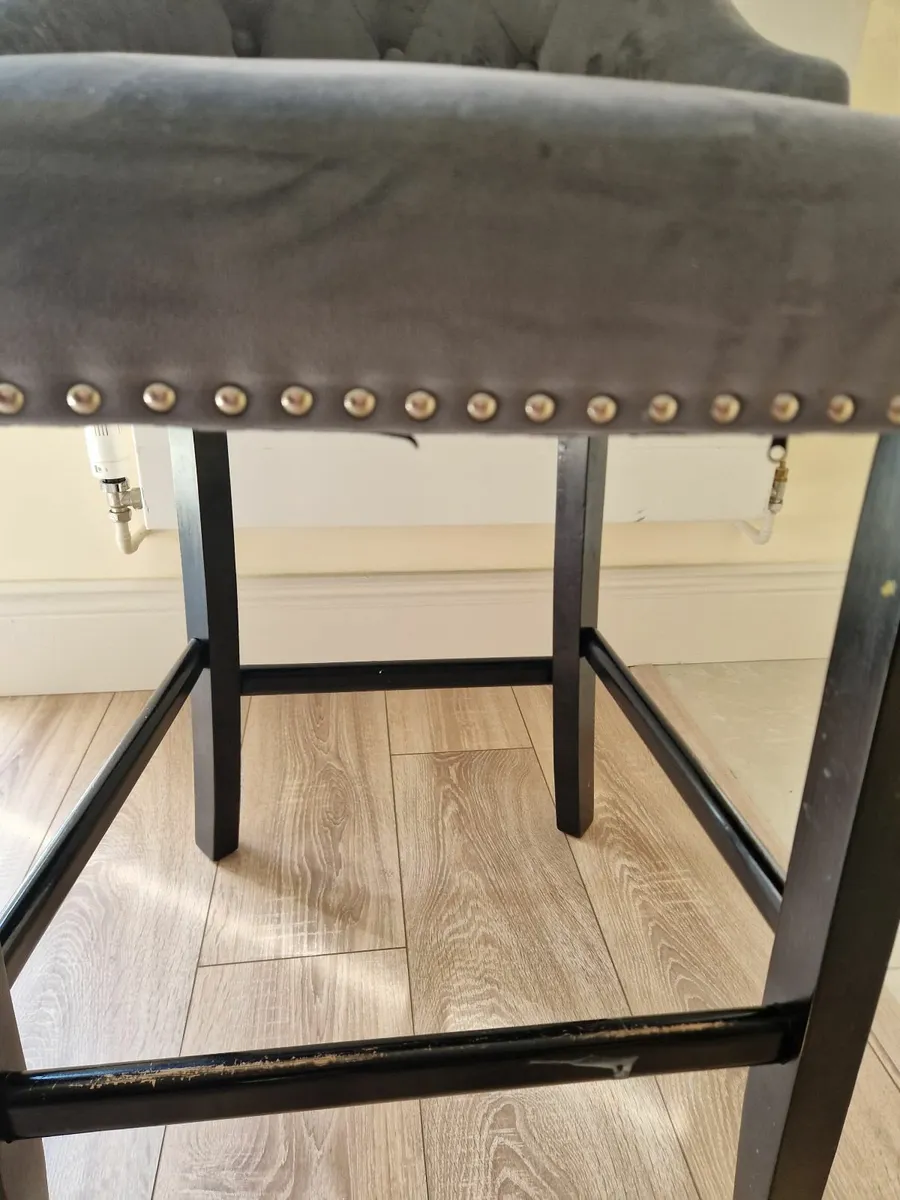 Stools - Image 4