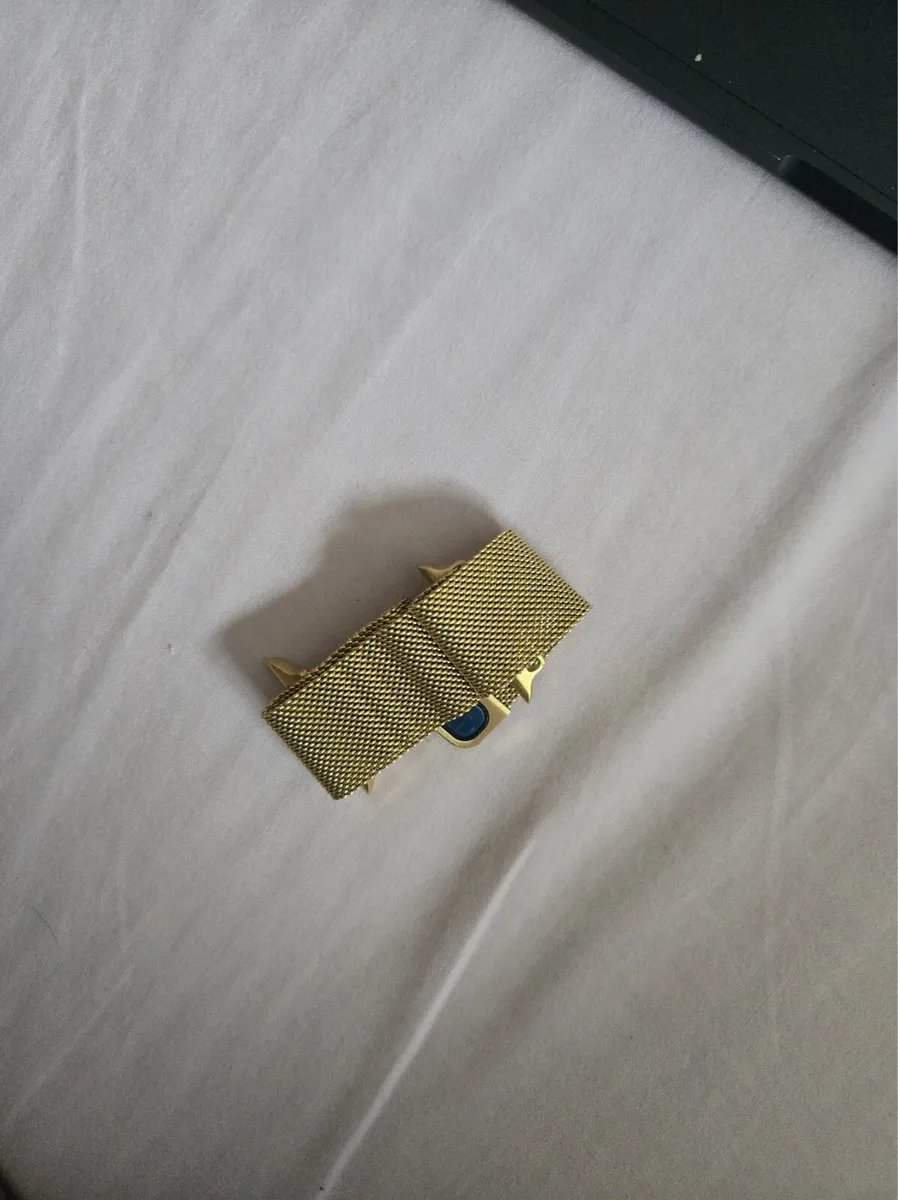 Apple Watch Gold Milanese Loop Strap - Image 4