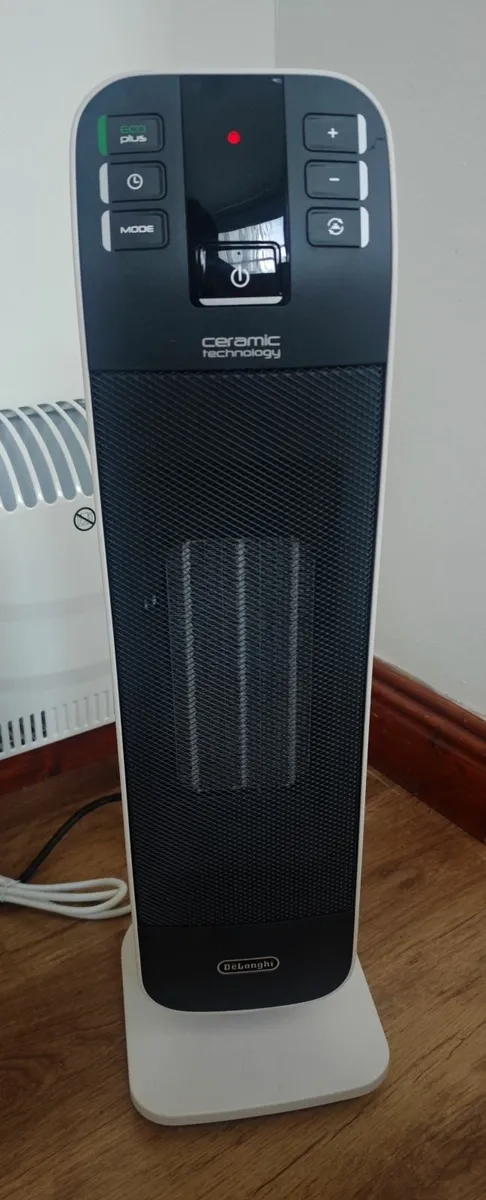 DELONGHI Tower Ceramic Fan Heater - Image 2