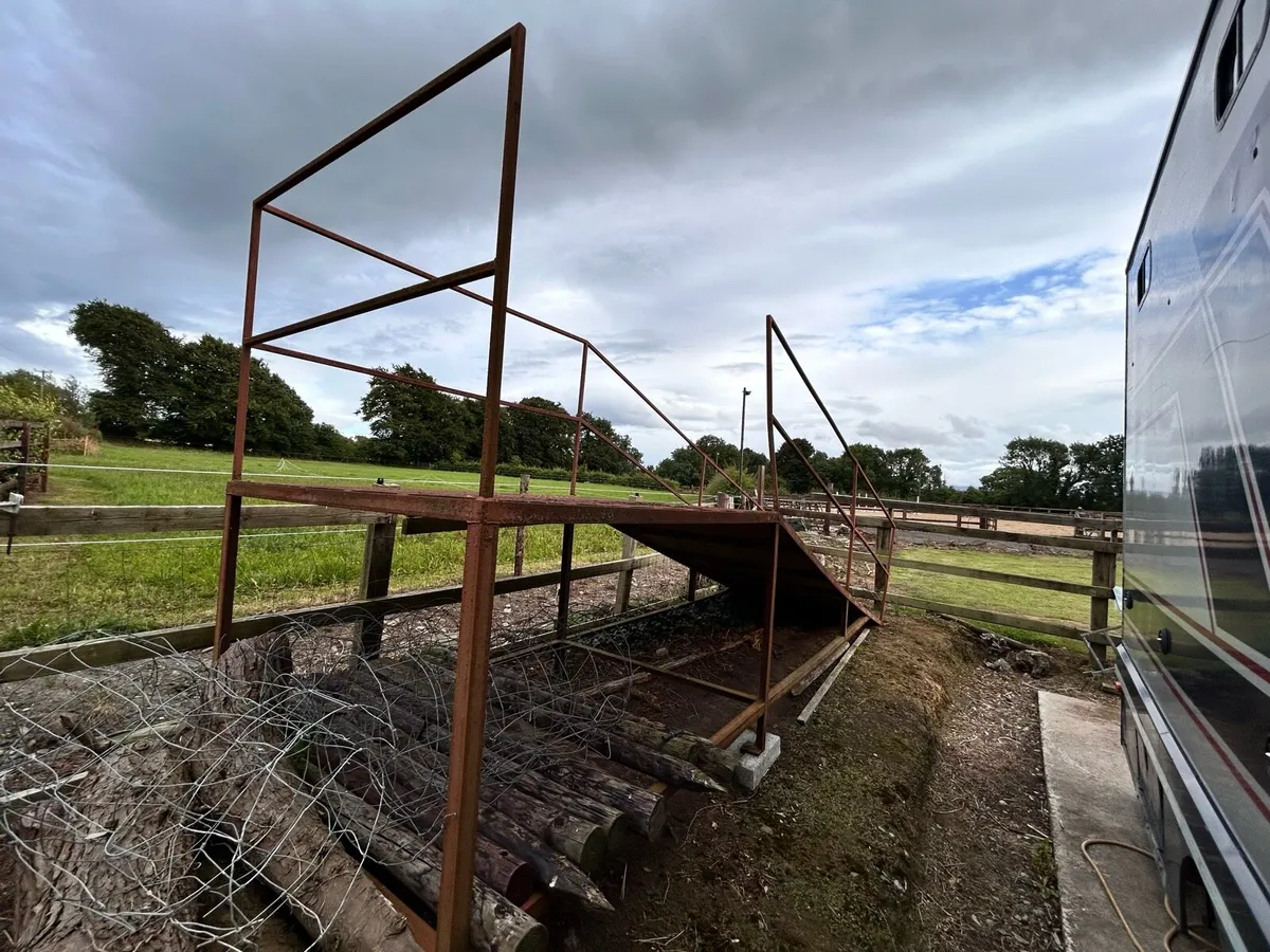 Large skip ramp - Image 2