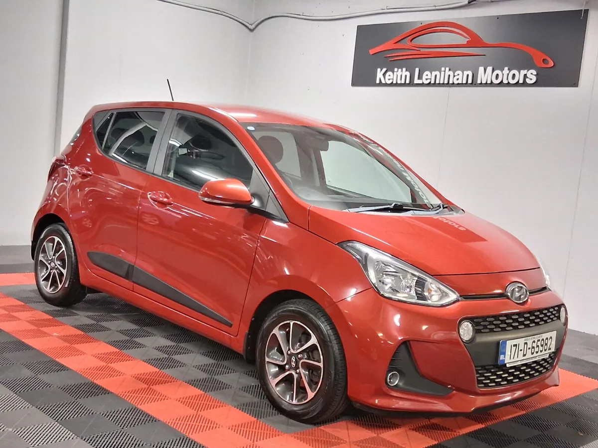 2017 Hyundai i10 **1.0 PREMIUM** - Image 1
