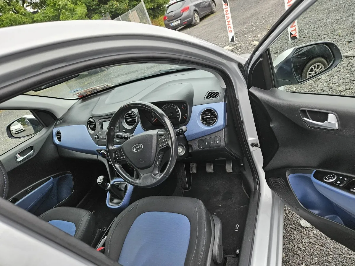 Hyundai i10 2016 Manual Delux - Image 3