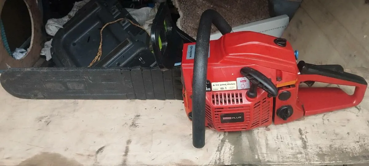 2 Chain saw for sale  garage clear out - Image 1