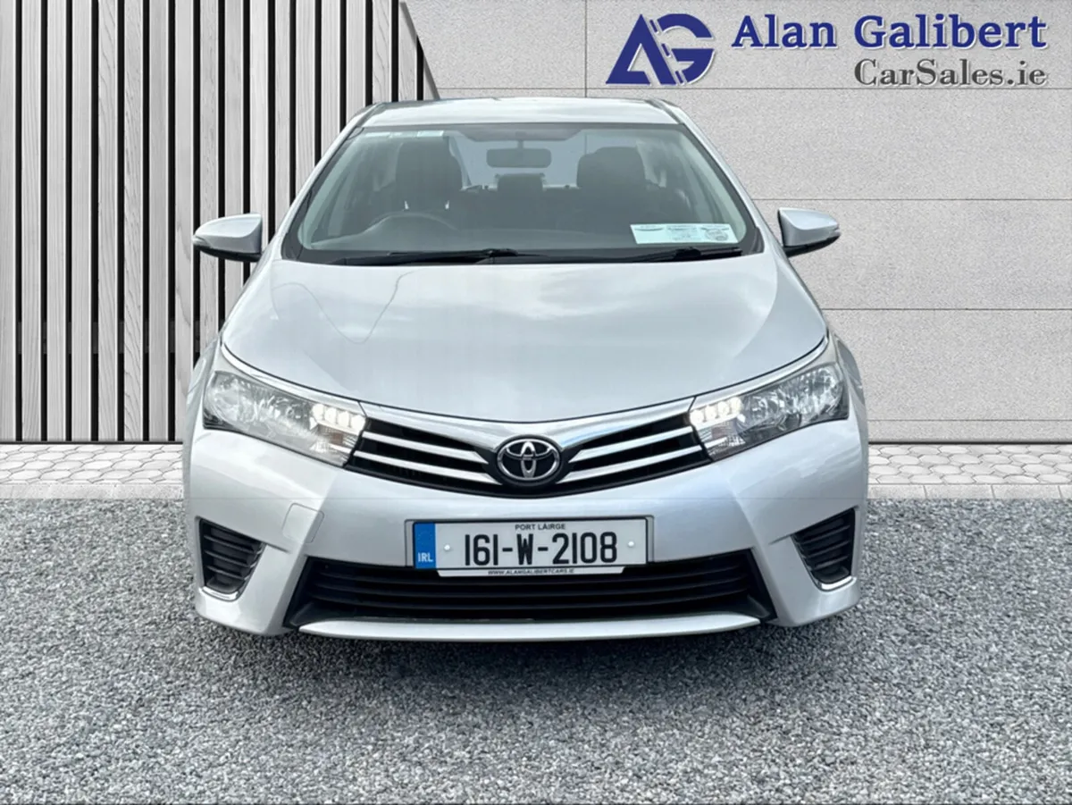 Toyota Corolla 1.4 DIESEL D-4D TERRA LOW MILEAGE - Image 4