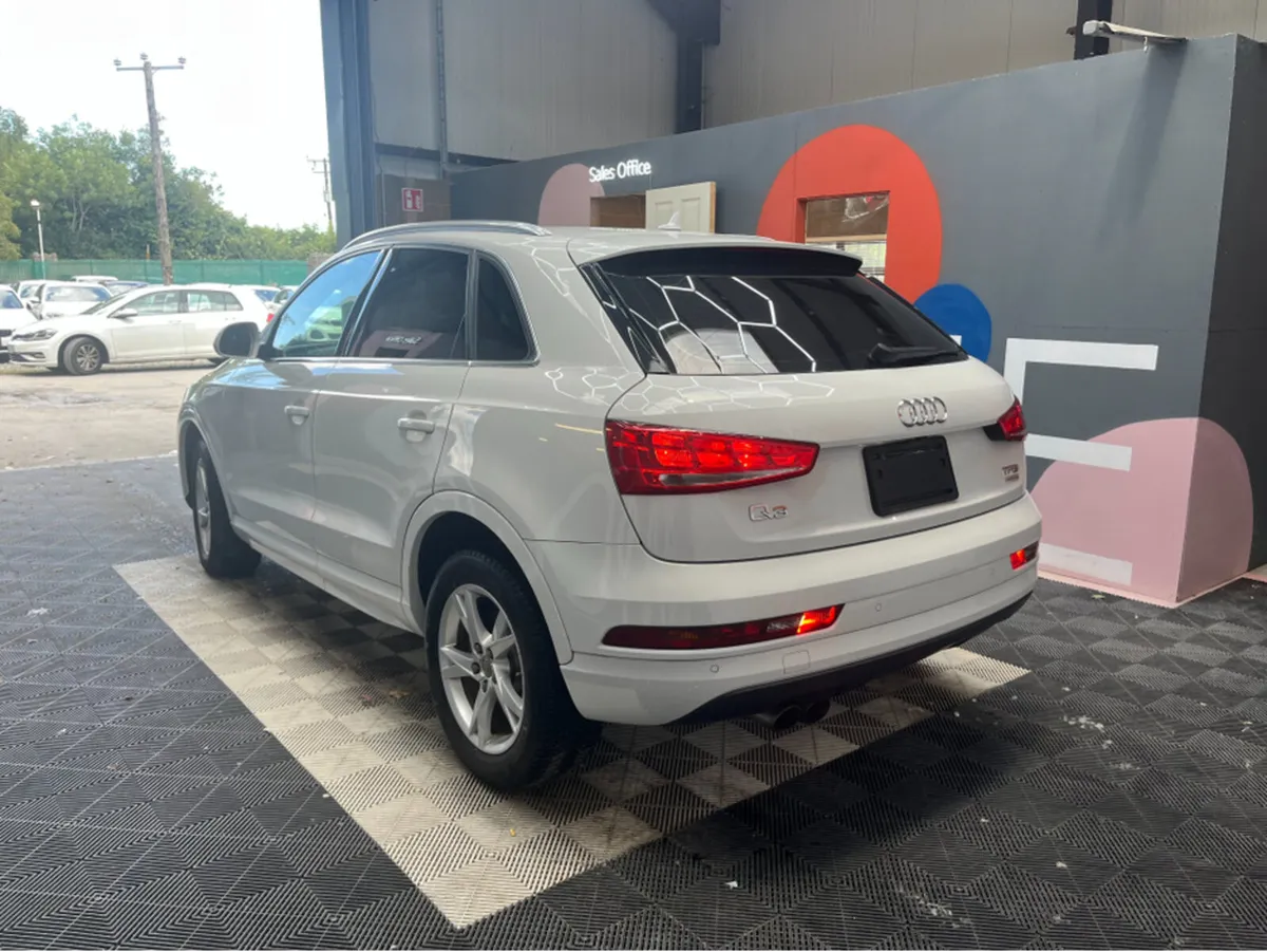 Audi Q3 1.4 TFSI SPORT / 63k KMs / REVERSE CAMERA - Image 4