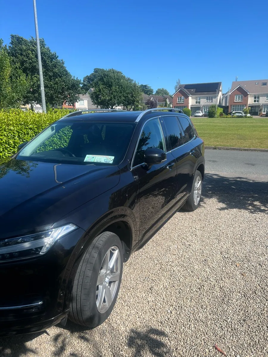 2017 - VOLVO XC90 MOMENTUM - 2.0l Hybrid. - Image 4