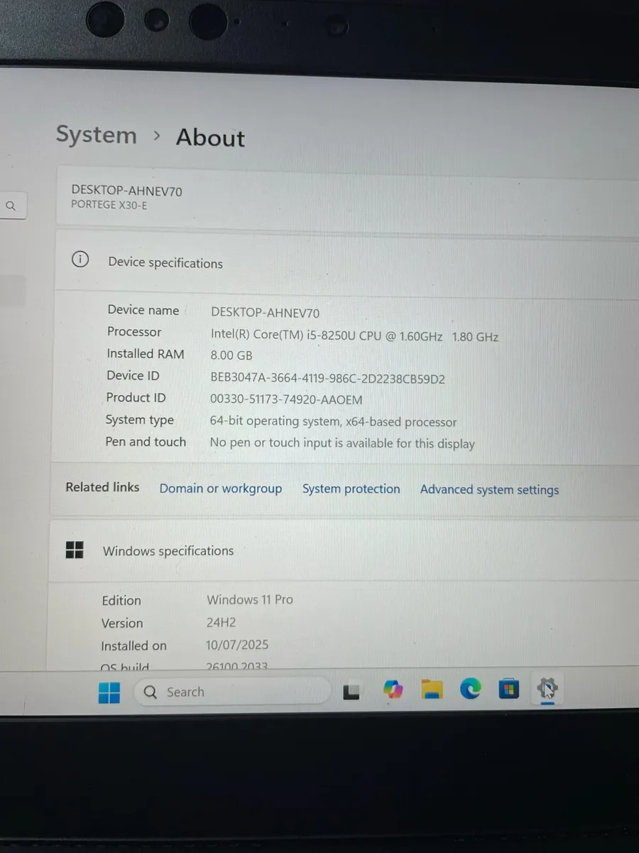 Toshiba laptop i5 pro 8-256 win 11 - Image 2