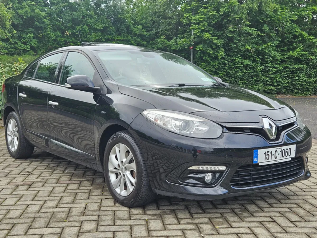 Renault Fluence LIMITED EDITION 1.5 DIESEL SALOON - Image 1