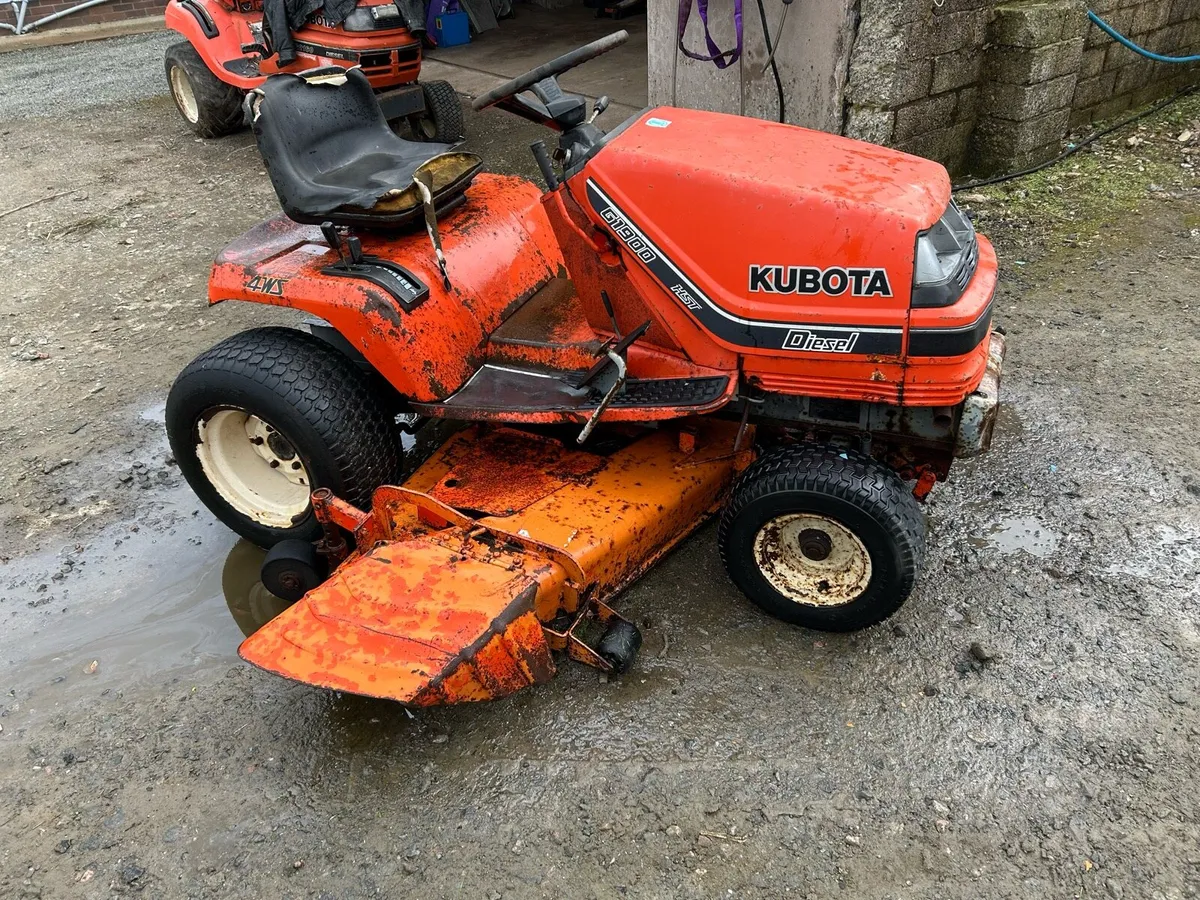 Kubota G1900 4WS Ride on Diesel 1929 Hrs - Image 2