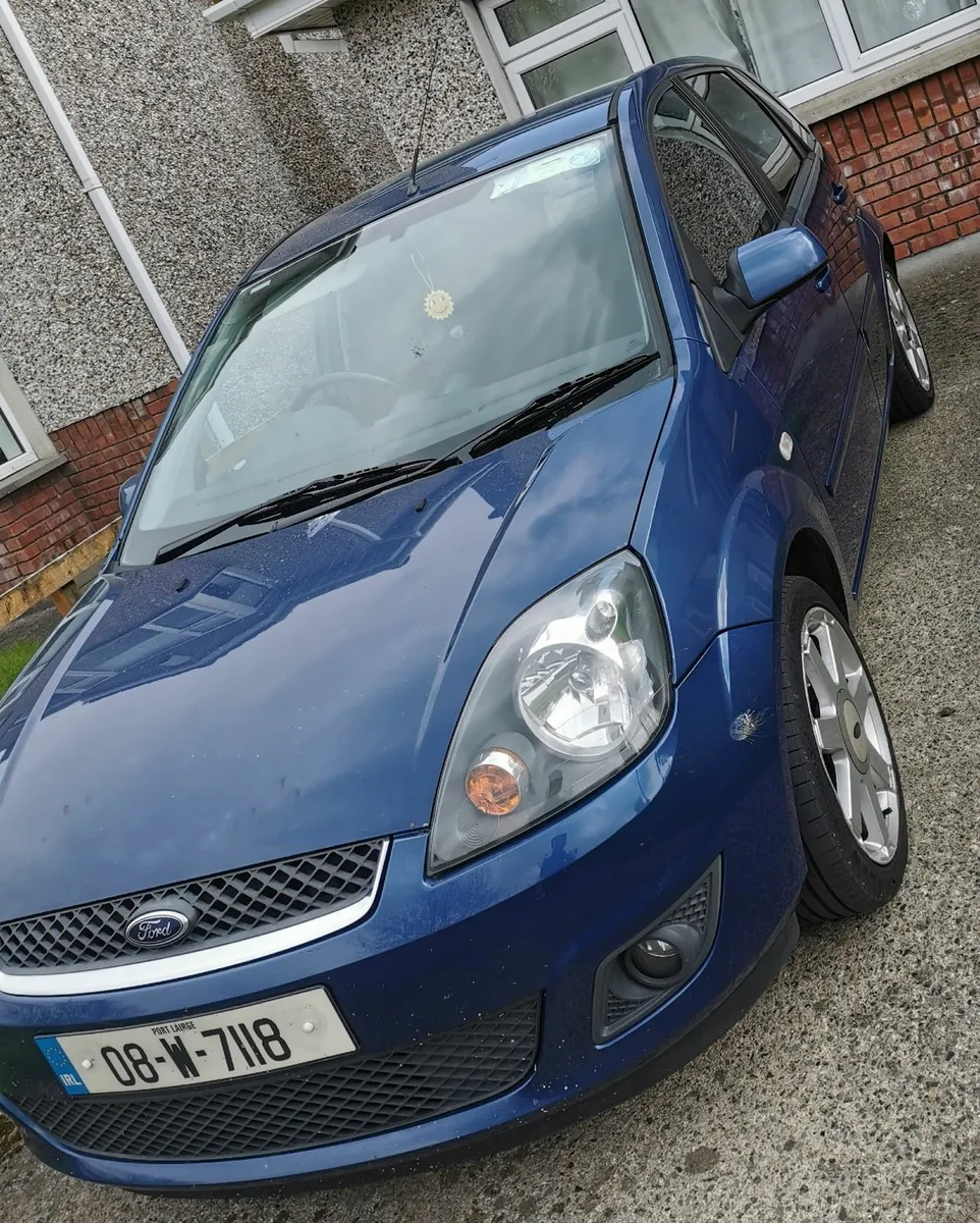Ford Fiesta 2008 - Image 2